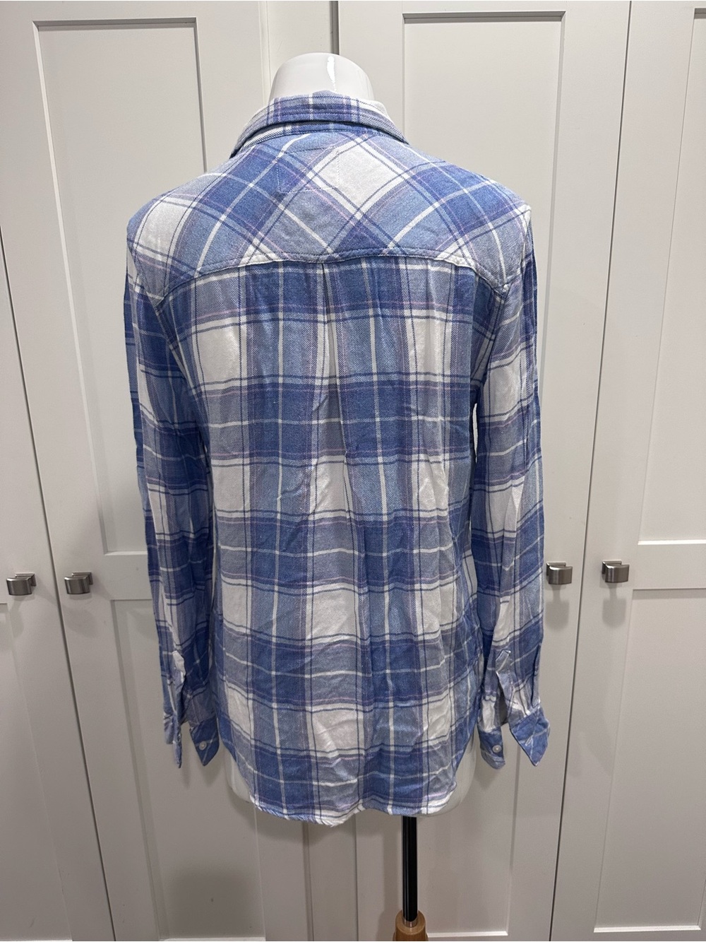 Rails Hunter Plaid Shirt White Blue Taffy Small - Picture 6 of 8